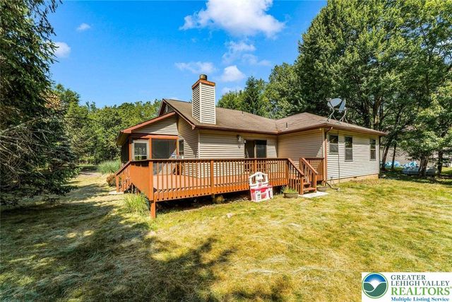 28 Penn Forest Trail, Penn Forest Twp, PA 18210