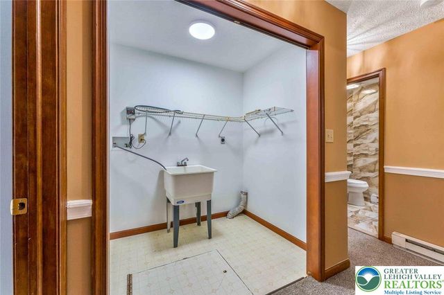 28 Penn Forest Trail, Penn Forest Twp, PA 18210