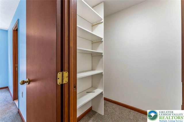 28 Penn Forest Trail, Penn Forest Twp, PA 18210