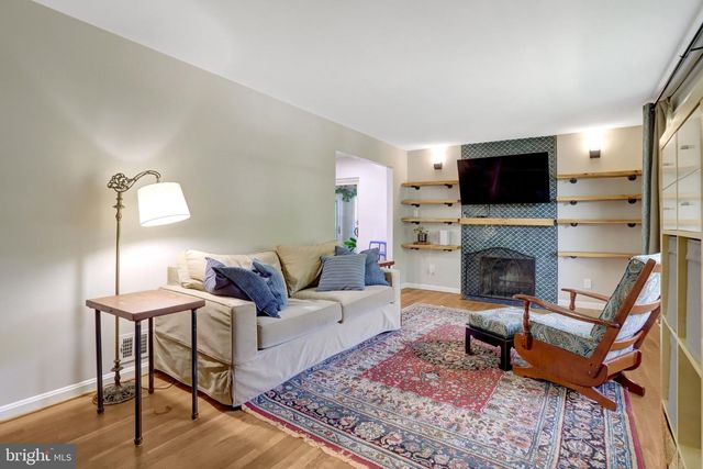 5510 KINGS PARK DR, Springfield, VA 22151