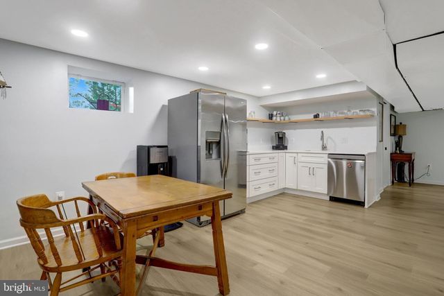 5510 KINGS PARK DR, Springfield, VA 22151