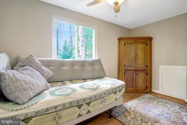 5510 KINGS PARK DR, Springfield, VA 22151