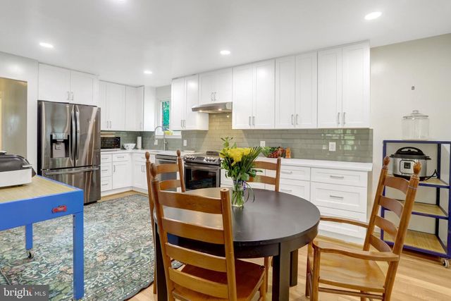 5510 KINGS PARK DR, Springfield, VA 22151