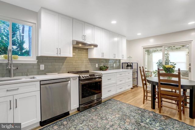 5510 KINGS PARK DR, Springfield, VA 22151