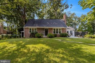 5510 KINGS PARK DR, Springfield, VA 22151