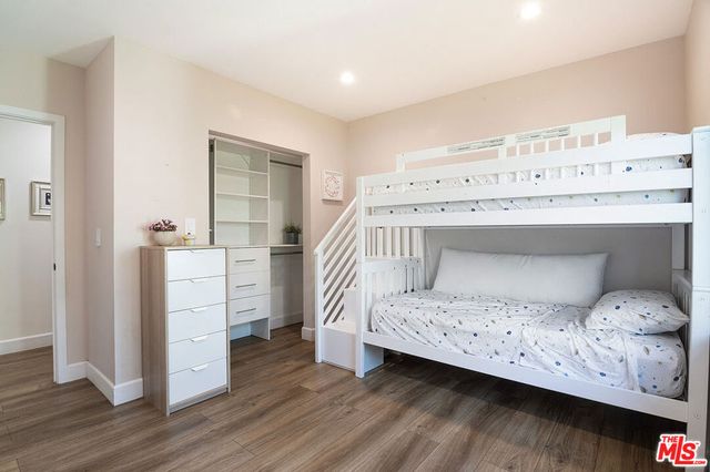 13220 Erwin Street, Van Nuys, CA 91401