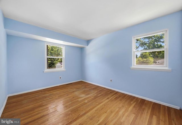 240 S CAROLINA AVE, Pasadena, MD 21122