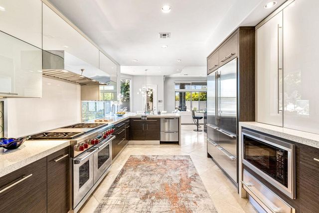 28 Clancy Lane S, Rancho Mirage, CA 92270