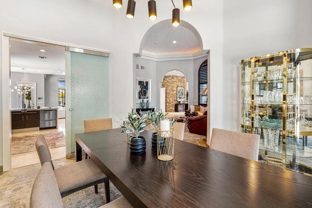 28 Clancy Lane S, Rancho Mirage, CA 92270