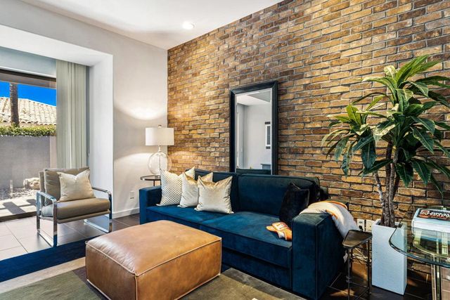 28 Clancy Lane S, Rancho Mirage, CA 92270