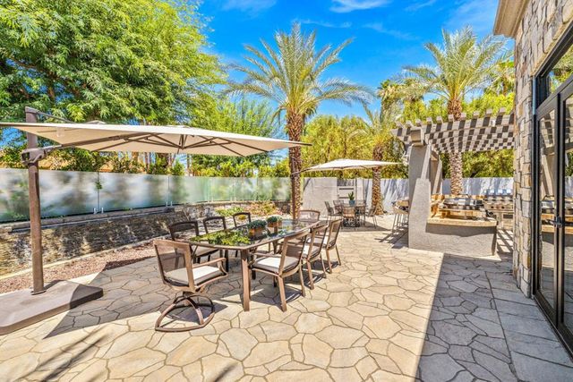 28 Clancy Lane S, Rancho Mirage, CA 92270