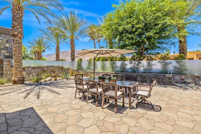 28 Clancy Lane S, Rancho Mirage, CA 92270