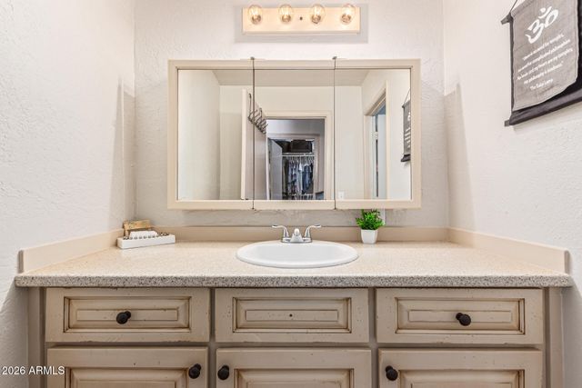 2030 N Don Peralta Road, Apache Junction, AZ 85119