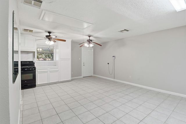 8619 Arranmore Lane, Houston, TX 77095