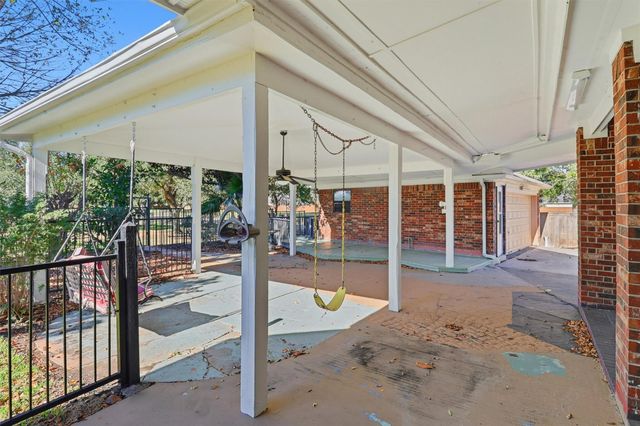 8619 Arranmore Lane, Houston, TX 77095