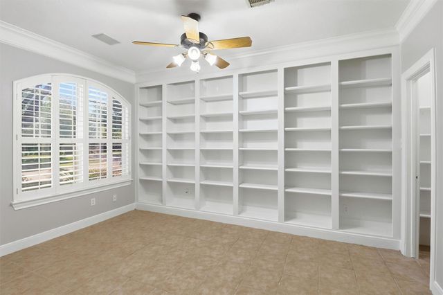 8619 Arranmore Lane, Houston, TX 77095