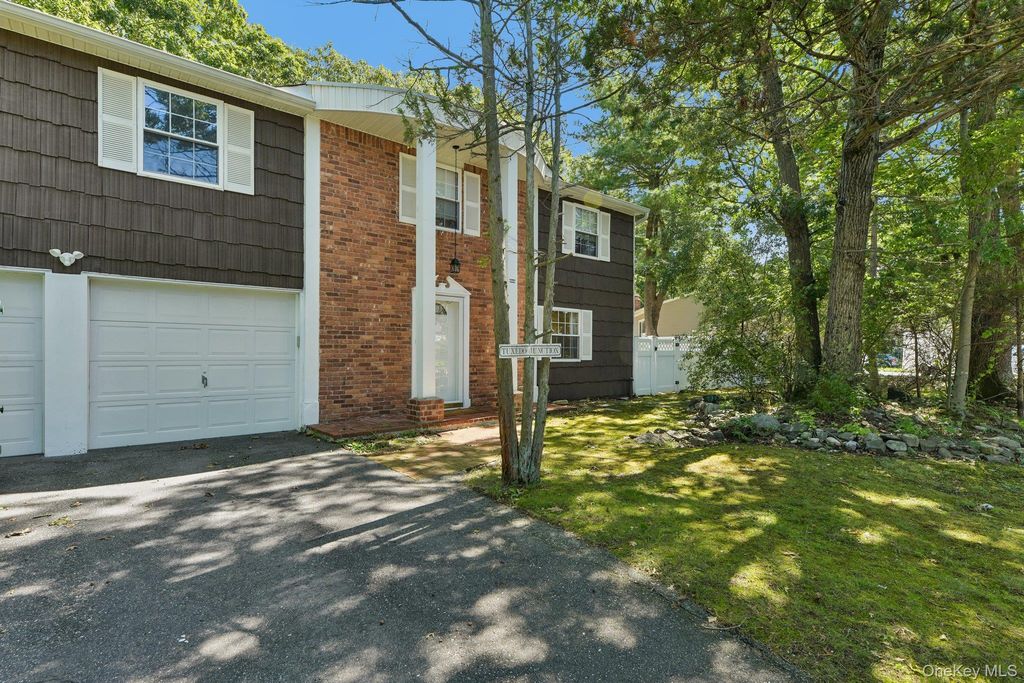 25 Beach Avenue, Port Jefferson, NY 11776 — photo 2