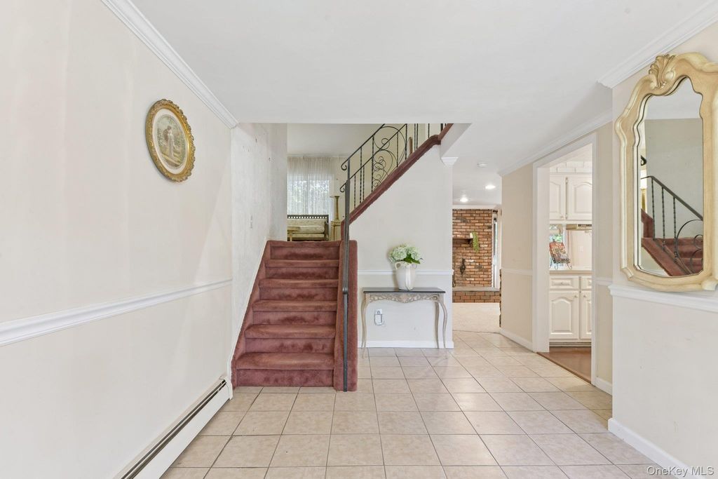 25 Beach Avenue, Port Jefferson, NY 11776 — photo 3
