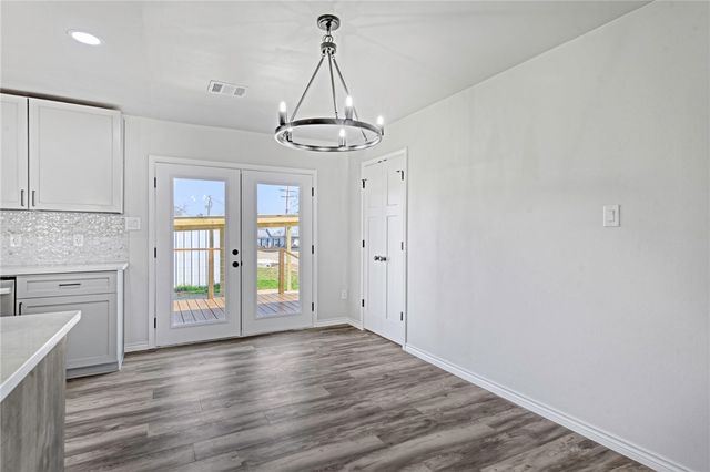 503 Perkins Street, Franklin, TX 77856