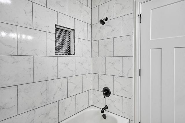 503 Perkins Street, Franklin, TX 77856