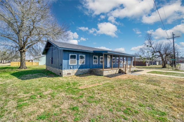 503 Perkins Street, Franklin, TX 77856