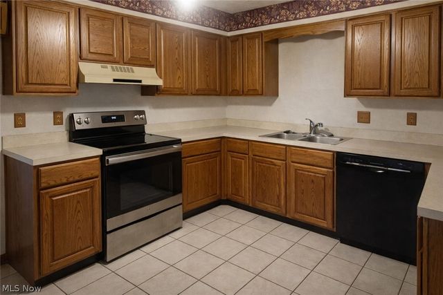 8920 York Road, North Royalton, OH 44133