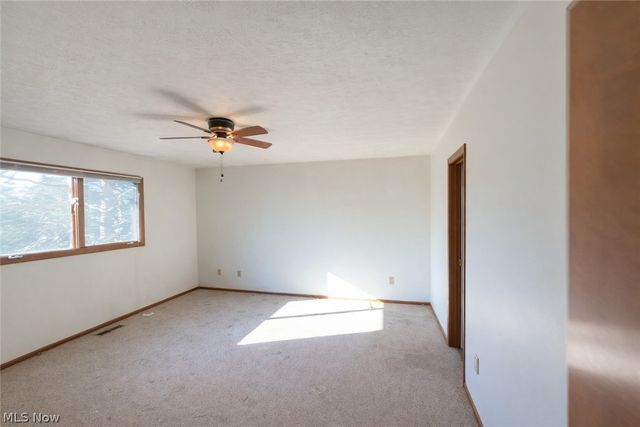 8920 York Road, North Royalton, OH 44133