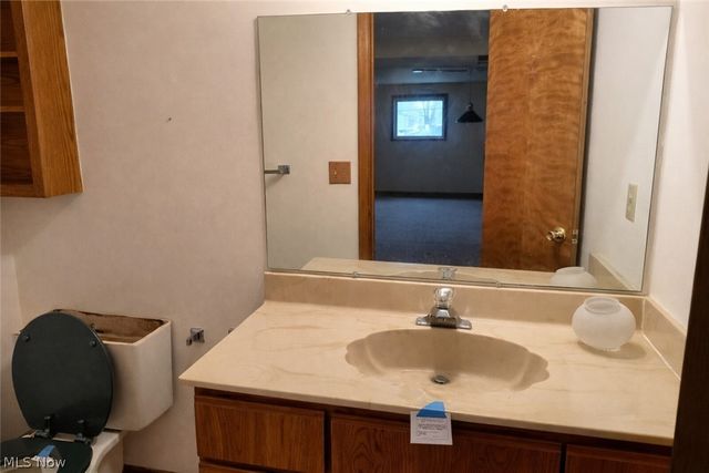 8920 York Road, North Royalton, OH 44133