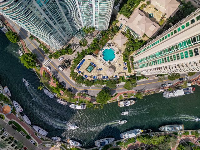 347 N NEW RIVER Drive E 405, Fort Lauderdale, FL 33301