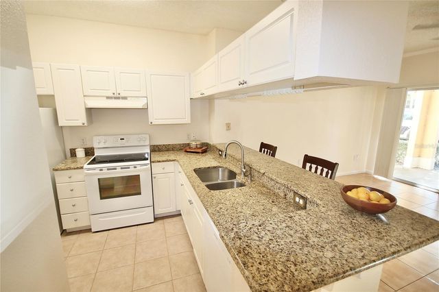 913 ARBOR LAKES CIRCLE 913, Sanford, FL 32771