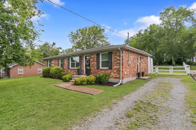 620 Nawakwa Trl, Madison, TN 37115
