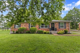620 Nawakwa Trl, Madison, TN 37115