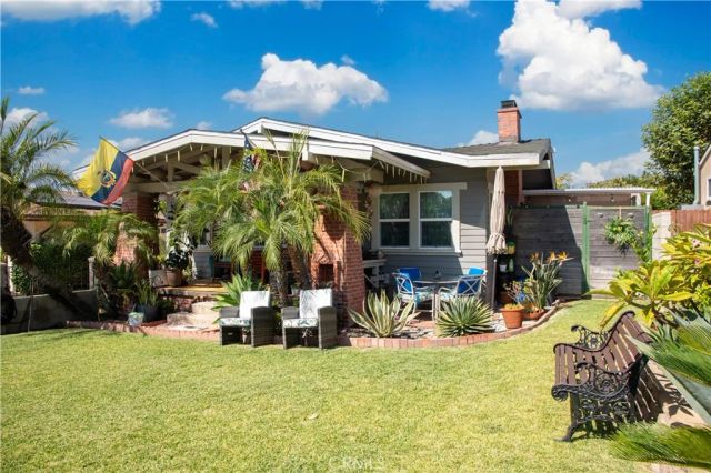 1717 Phillips Way, Highland Park, CA 90042