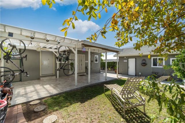1717 Phillips Way, Highland Park, CA 90042