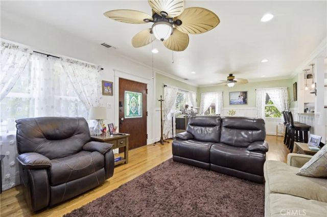 1717 Phillips Way, Highland Park, CA 90042