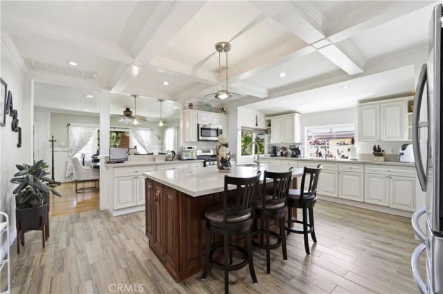 1717 Phillips Way, Highland Park, CA 90042
