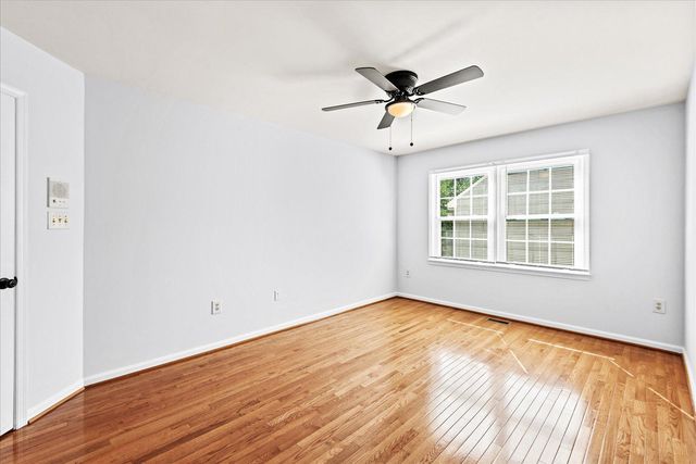 10 SARASOTA DR, Stafford, VA 22554