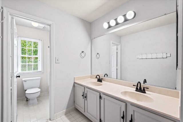 10 SARASOTA DR, Stafford, VA 22554