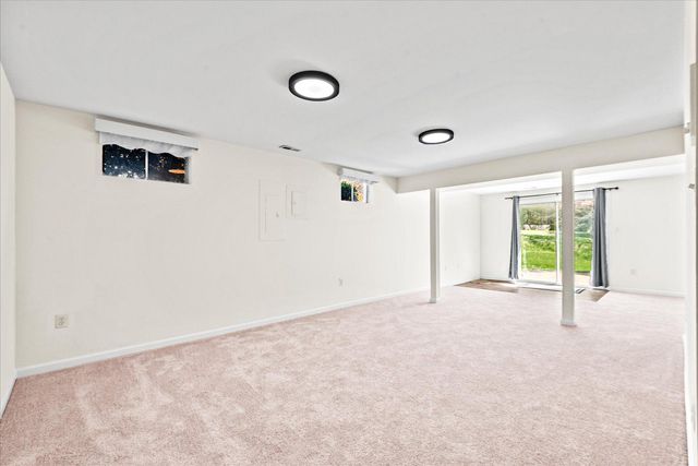 10 SARASOTA DR, Stafford, VA 22554