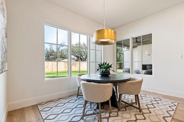 3207 Latham Drive, Dallas, TX 75229