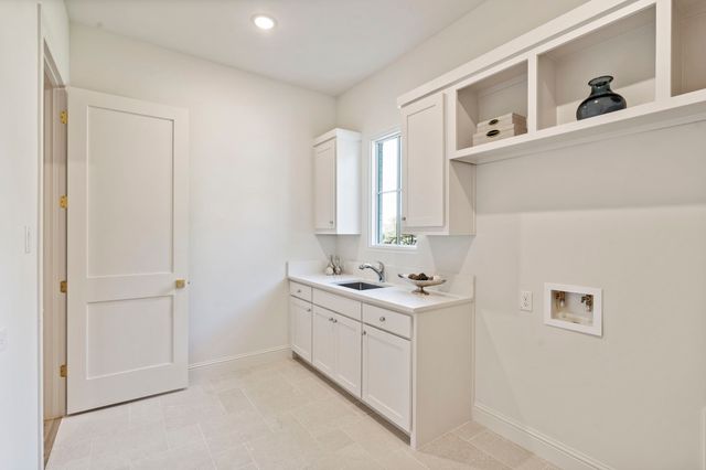 3207 Latham Drive, Dallas, TX 75229