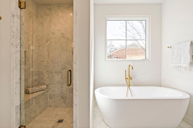 3207 Latham Drive, Dallas, TX 75229