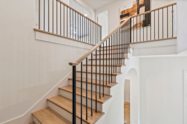 3207 Latham Drive, Dallas, TX 75229