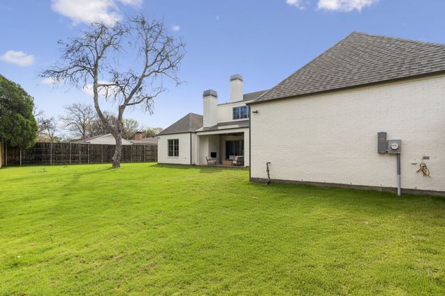 3207 Latham Drive, Dallas, TX 75229