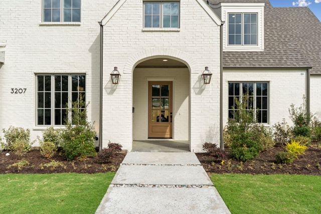 3207 Latham Drive, Dallas, TX 75229