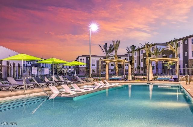 4555 Camino Al Norte C1, North Las Vegas, NV 89031