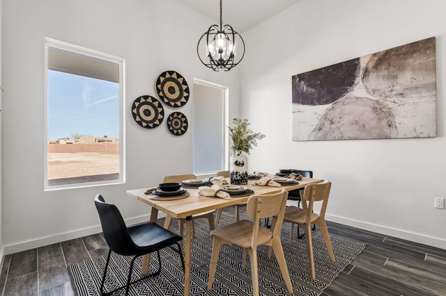 609 6th Street NE, Albuquerque, NM 87124