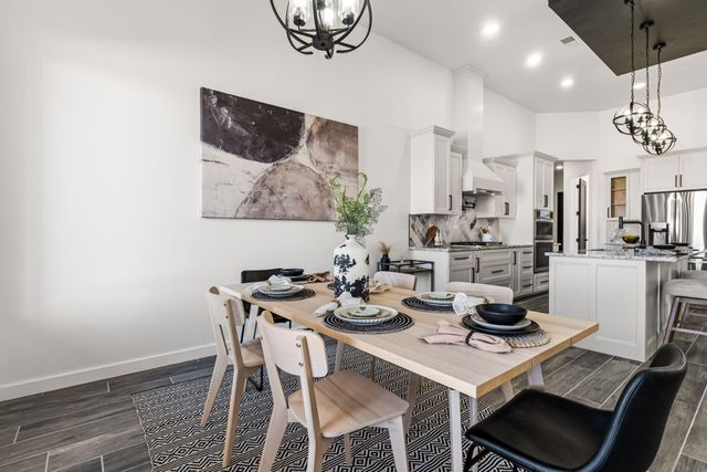 609 6th Street NE, Albuquerque, NM 87124