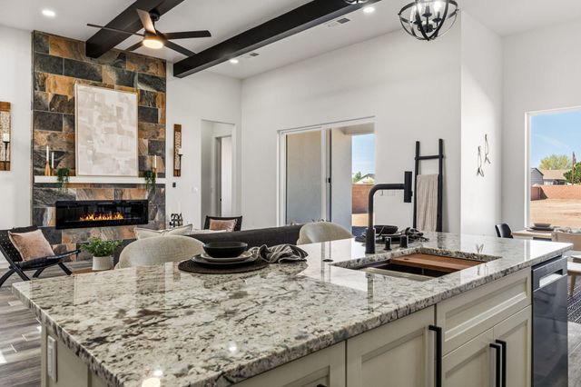 609 6th Street NE, Albuquerque, NM 87124