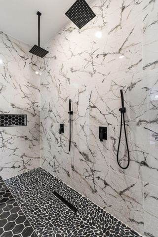 609 6th Street NE, Albuquerque, NM 87124